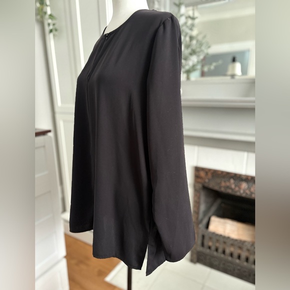 Elegant Black Women's Top - Picture 2 of 5